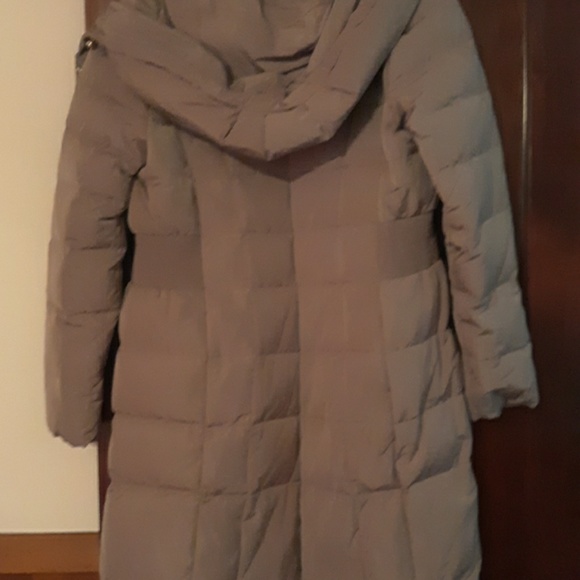 COPY - Womens puffer winter jacket! - Picture 4 of 5